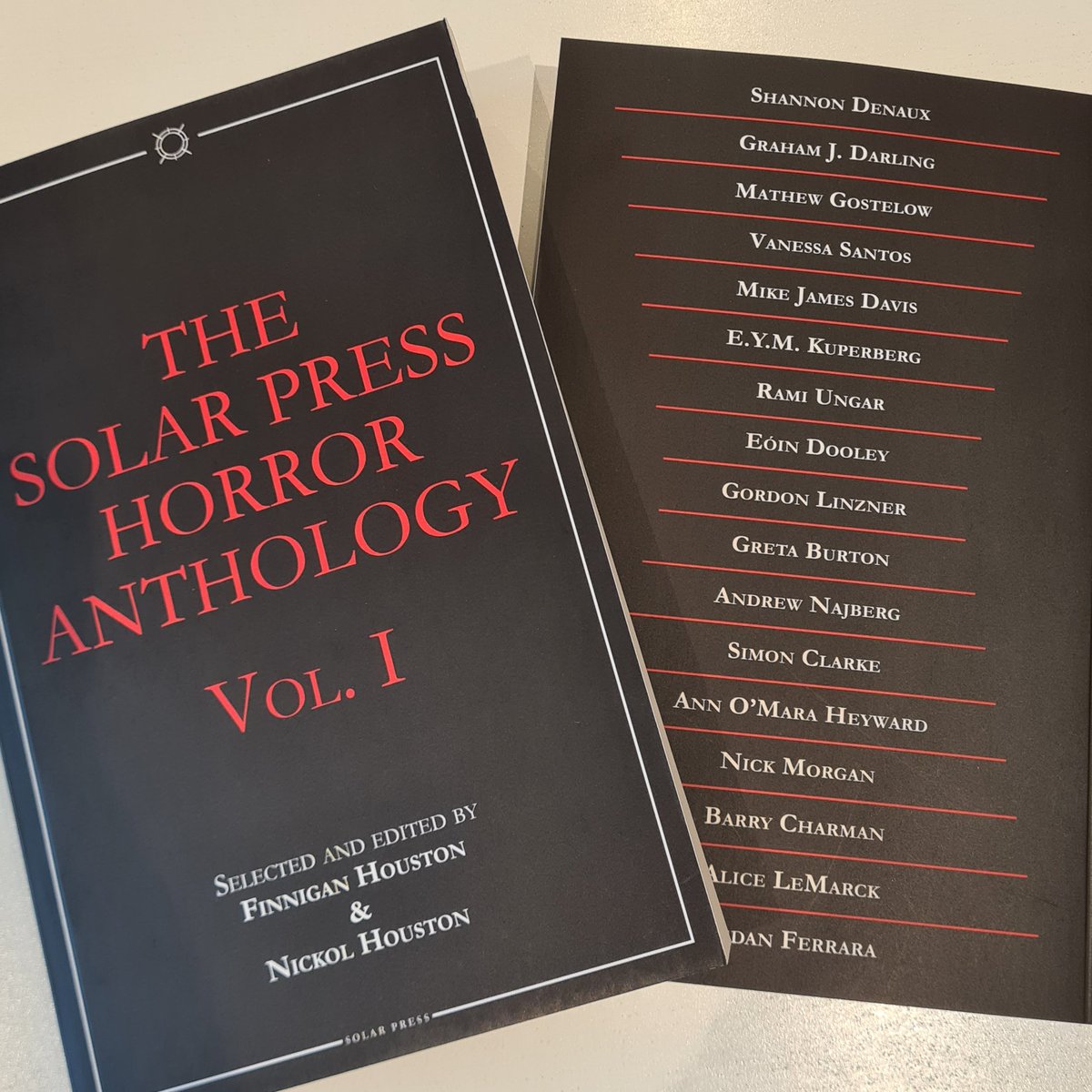 MatGost's tweet image. Book post!
I'm really proud to be part of this beautiful collection from @SolarPressBooks.
The stories are startling, skin-crawling, and stomach-churning by turns. Incredible work from some brilliant writers.
A perfect gift for the horror fan in your life: solarpressbooks.com/products/the-s…