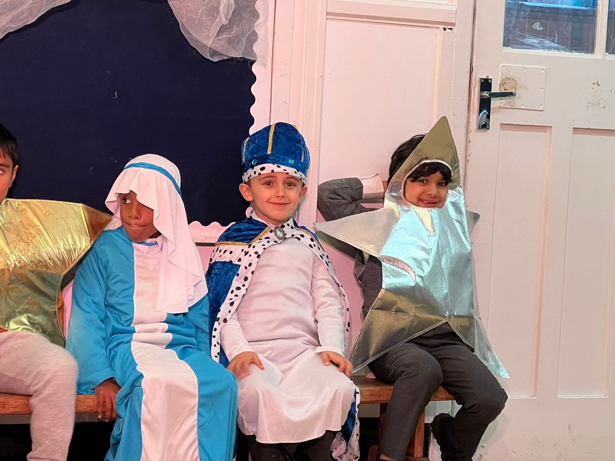 The lower school stole the spotlight last week with their amazing nativity performance! It was wonderful to witness young talents with such confidence on stage. Well done to all involved. 🌟 👏