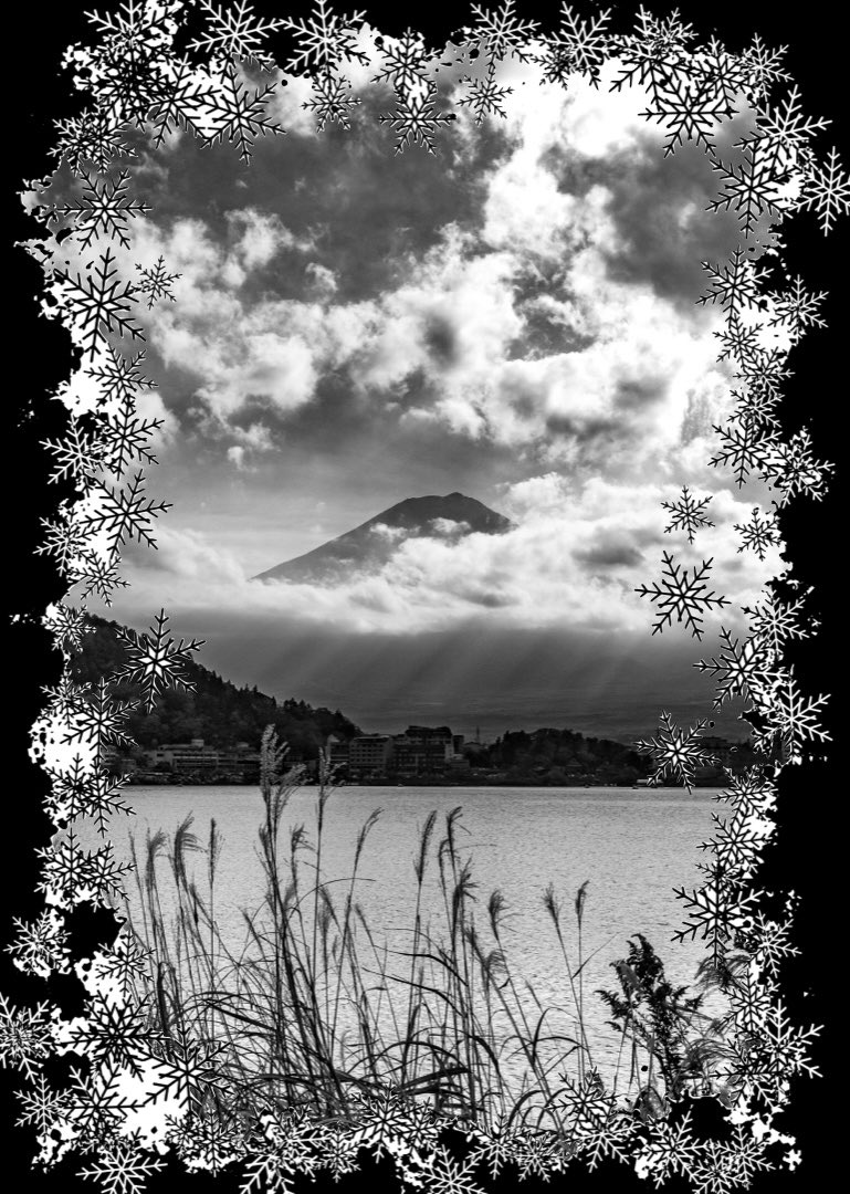 Wishing You Happy BNW Holidays From Japan That Are Full Of Peace, Joy And Being With Those You Care For The Most In Good Health & Spirits🙏

#HappyHolidays2023 #HomeForTheHolidays #HolidayCheer #Peace #Joy #HolidaysAreComing 
@FrostyVeldskoen @2wsphotography @JJjpe10…