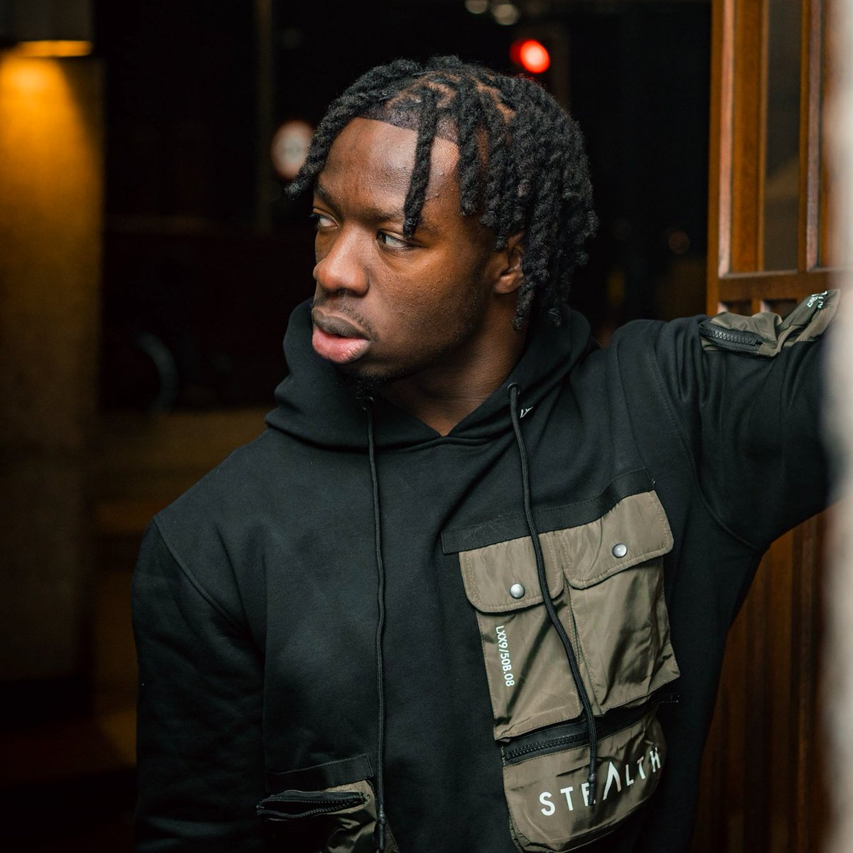 BRAND NEW: D Major unveils powerful new single 'Eagles' - a journey of faith, authenticity and redemption | <a href="/D_MajorUK/">D Major</a> <a href="/UnboundPR/">Unbound PR</a> 

Listen it here >> astepfwd.com/d-major-unveil…