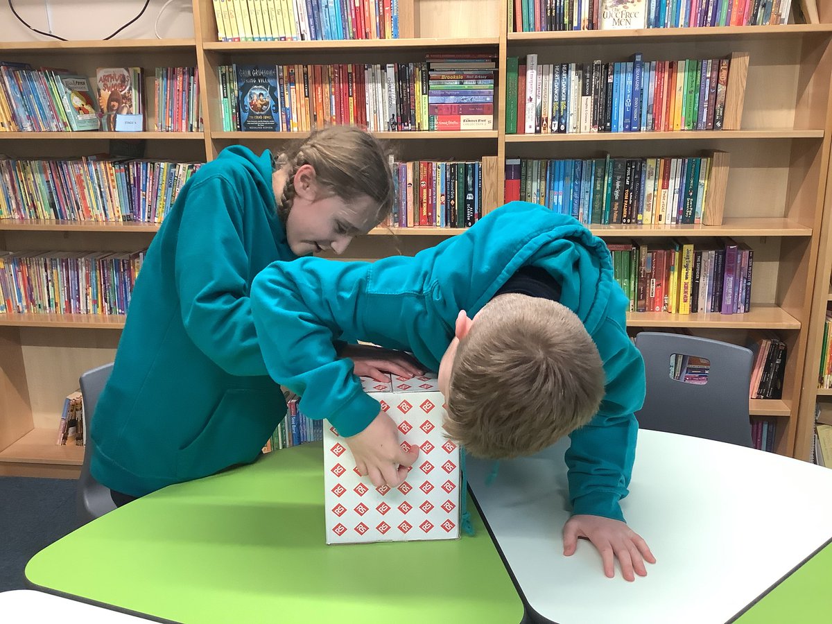 AckworthHoward's tweet image. 😀 It’s safe to say our #digitalleaders were excited with their parcel today - 30 micro:bits and accessories from @microbit_edu! 

We can’t wait to use them across the curriculum in class, plus starting the new micro:bit project pathway in @codeclub. 

#ackworthhowardcomputing