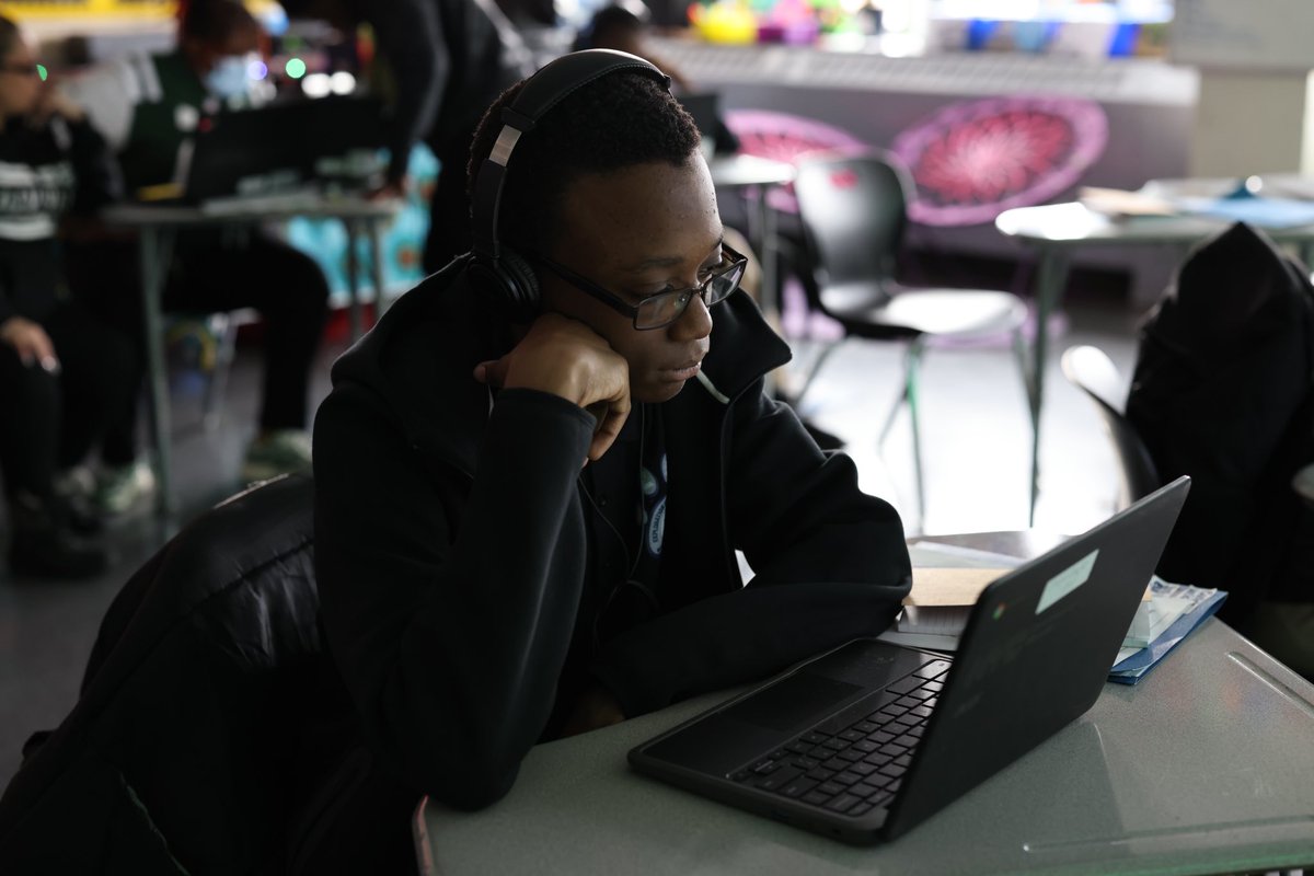 SNKRPrincipal's tweet image. 🚀 Empowering students through small group instruction and independent study spaces! 📚 When we prioritize acceleration over remediation. Let&apos;s create environments that inspire growth and curiosity. @Csd7Bx💡 #EducationForAll #StudentSuccess #AccelerateLearning