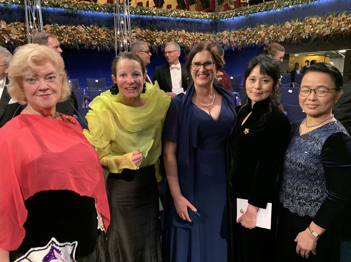 A bunch of happy female Nobel Prize Committee members at award ceremony #NobelPrize #WomenInSTEM #DEI @NobelPrize