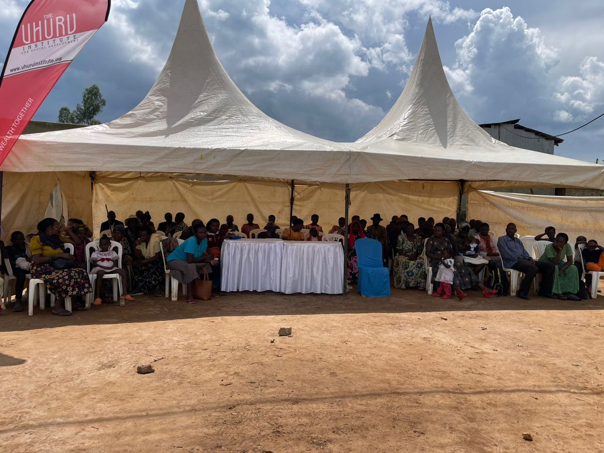 The @ShuukuSacco Community are expectant and engaging in the medical camp courtesy of @liberty_uganda and @UhuruInstitute