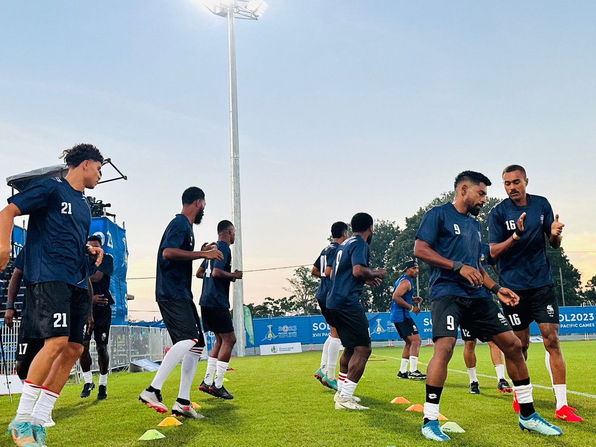 Wishing team @OdishaFC 🇮🇳 and @FijiFootball_ 🇫🇯 captain @RoyKrishna21 all the best for their crucial encounter against  @bashundharakngs in the final Group D fixture of @AFCCup

Playoff spot up for grabs. Do us proud #JaiHind #Tosovititoso