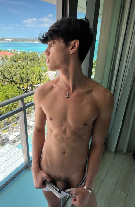 Paradise https://t.co/TNL6rXYNja