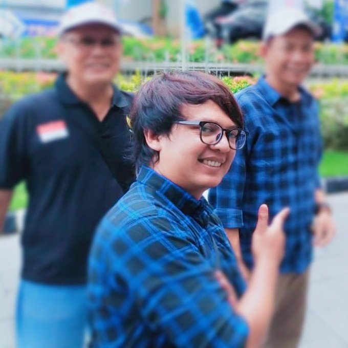 IwenPradipta's tweet photo. #FotoProfilBaru https://t.co/hpfo16zGEB