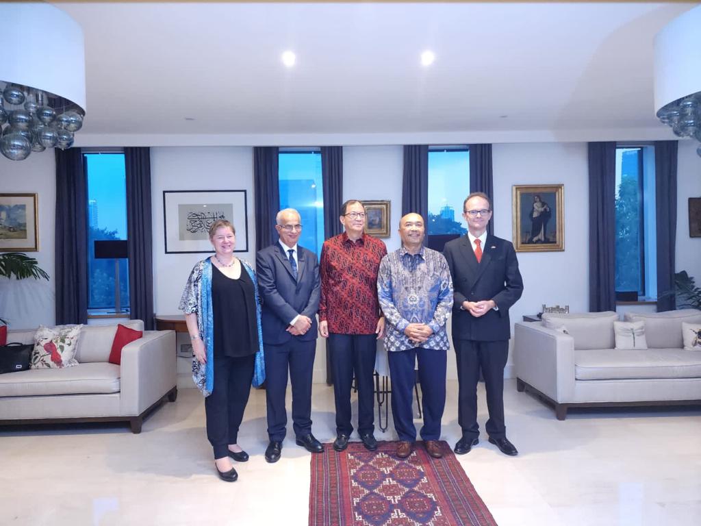 Sarah Tiffin tweet media