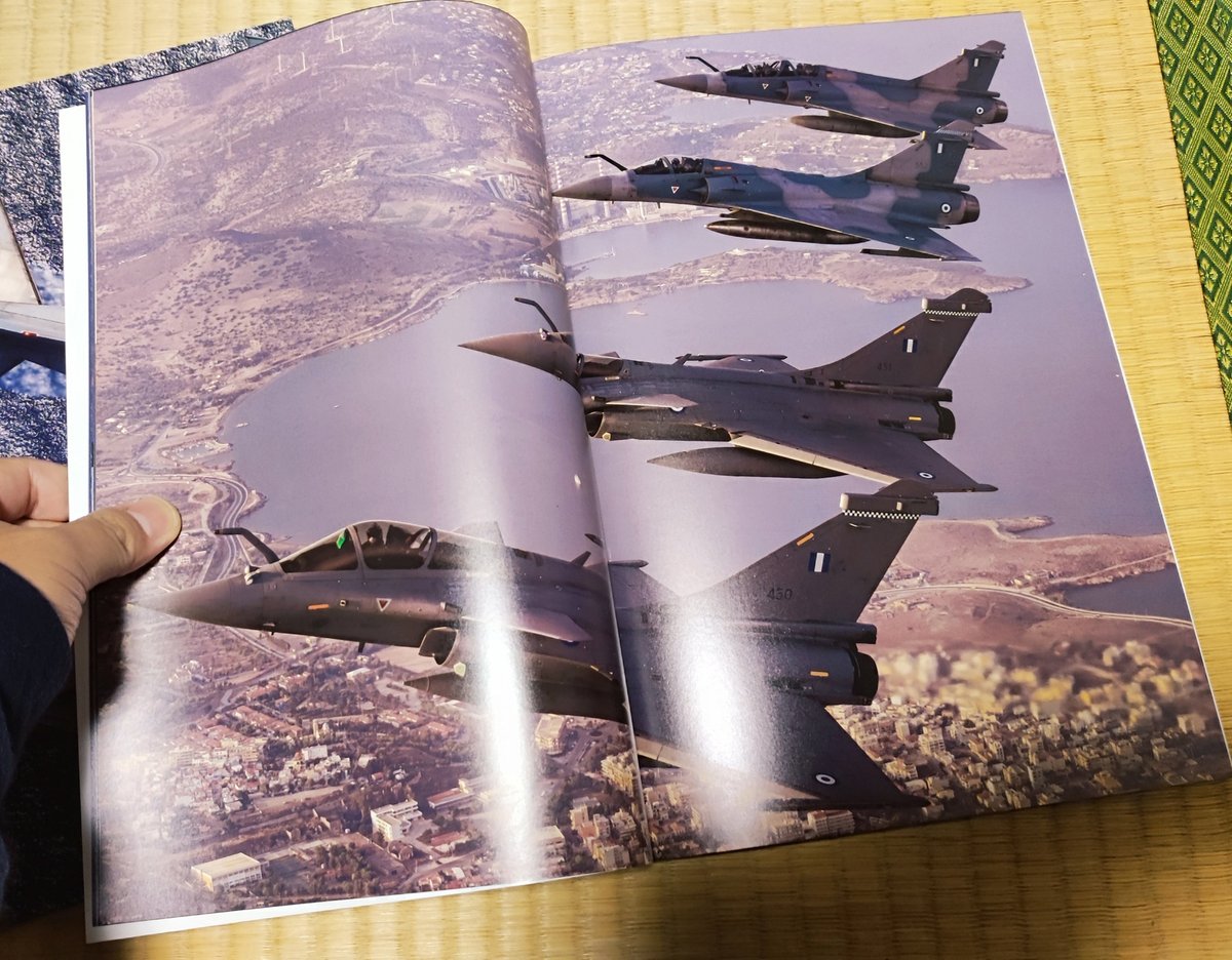 コミックマーケットC103 12/31 東ク06a DelayBreak
〇新刊写真集のご案内

戦闘機やエアショーの写真集を頒布致します
特に今年開催されたAthens Flying Week2023の空撮本は戦闘機好き超必見！
詳細は添付画像をご覧ください↓↓↓↓

boothでも販売致します
delaybreak.booth.pm