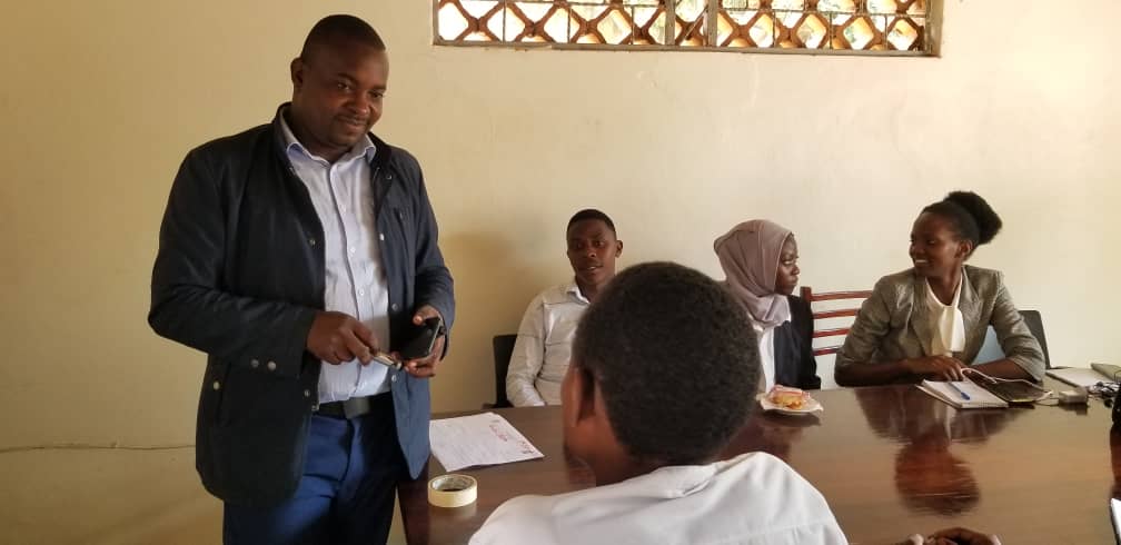 UNAUGANDA's tweet photo. We are delighted to welcome the new executive team from Nkumba University chapter to our Secretariat.

We've provided them with insights into their leadership roles &amp; expectations for their tenure. Wishing them success as they embark on this  learning journey.

#YouthEmpowerment https://t.co/r1kgrycMzD