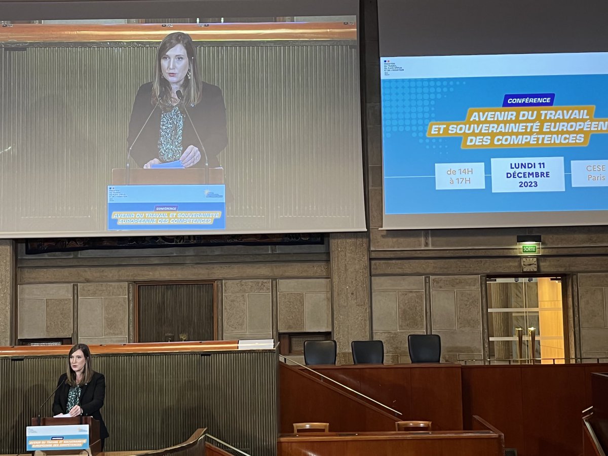 Ouverture de la ministre ⁦@CGrandjean_⁩ du colloque sur « l’avenir du travail » au ⁦@lecese⁩ Soutien à l’apprentissage face à un taux d’ « évaporation » préoccupant! Les lycées professionnels doivent être une voie « de choix », d’ « excellence » vers l’entreprise