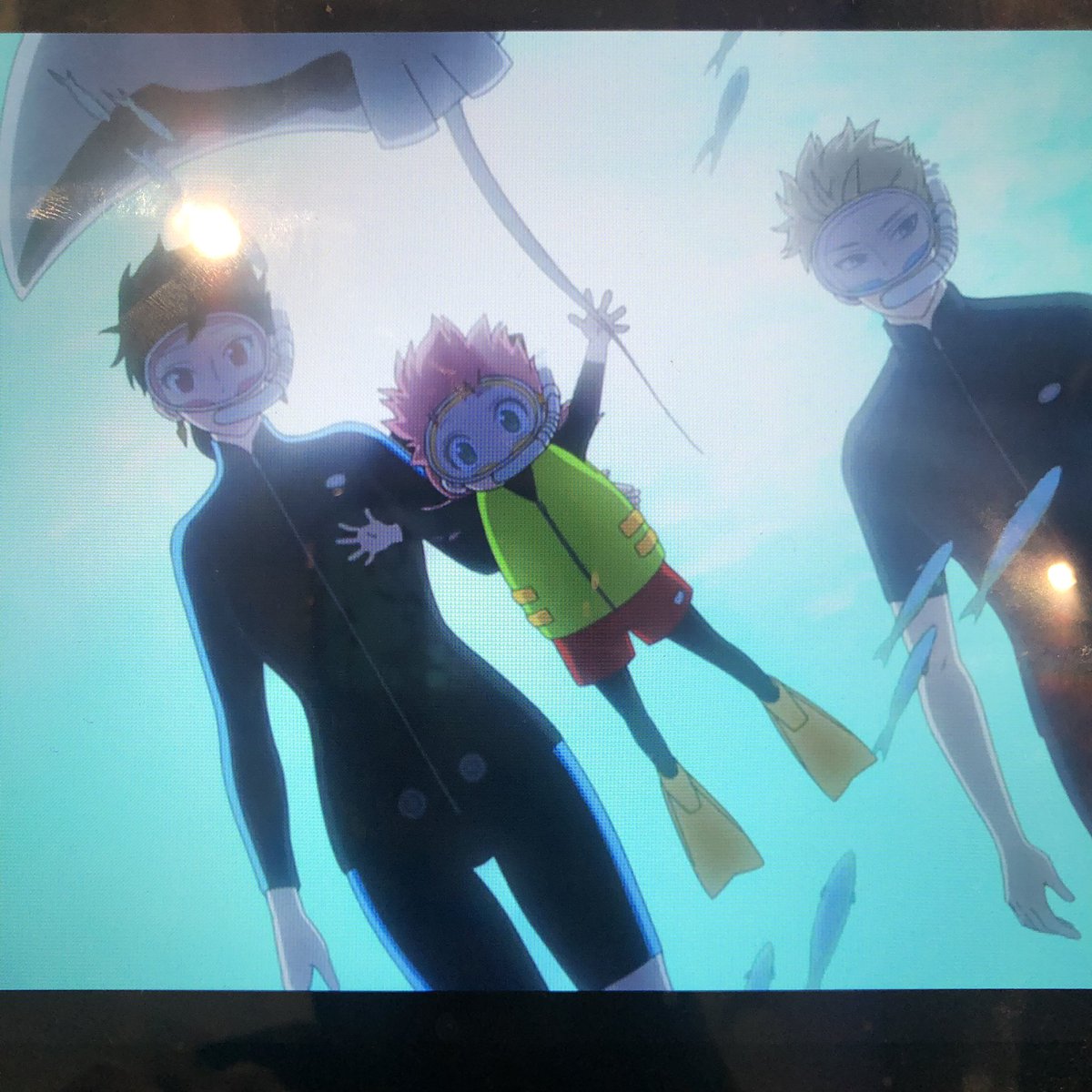 ehlalicious's tweet image. #SpyXFam 🐟🐠🌊🐚