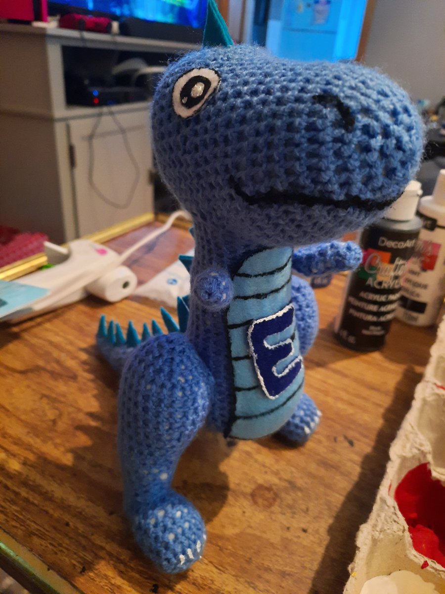 #GM awesome people. I recently finished this adorable custom order. A cute little blue T-Rex with the kids initial on its belly. What do you think? #trex #DINO #dinosaur #dinosaurs #Blue #JurassicPark #JurassicWorld #jurassic #crochet #E #cute #kidsgifts #kids #ROAR #rex #custom