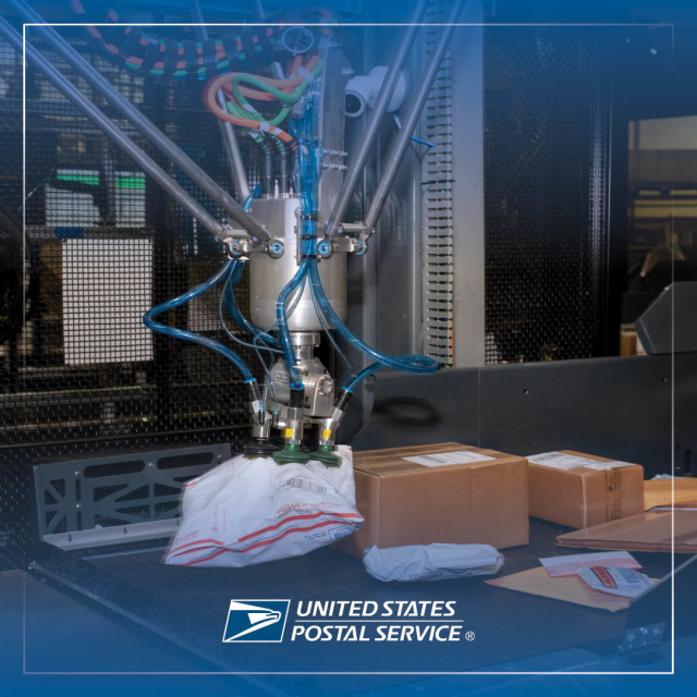 UPMA15's tweet photo. #USPS #HolidayReady #USPSEmployee https://t.co/PiKG4TipFw