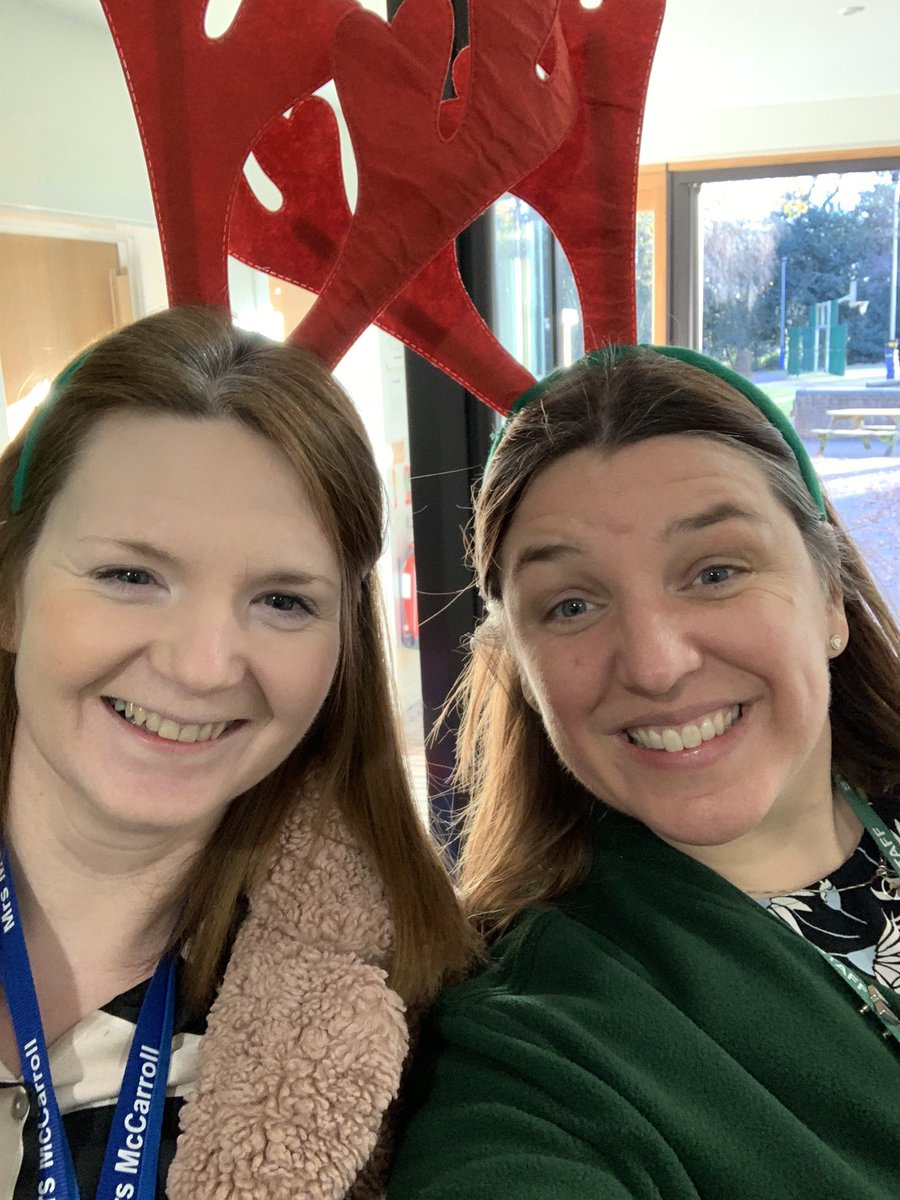 CoppiceB75's tweet image. Two headteachers or two head reindeers? @brumshospice @LangleySpecial #reindeerrun
