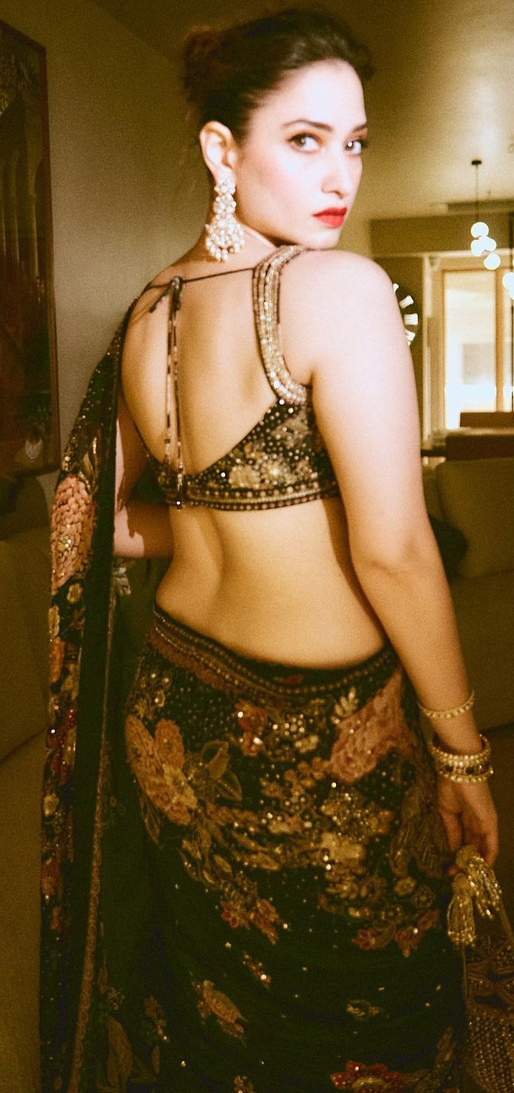 GBEzVn_W4AA_lp2?format=jpg&name=large