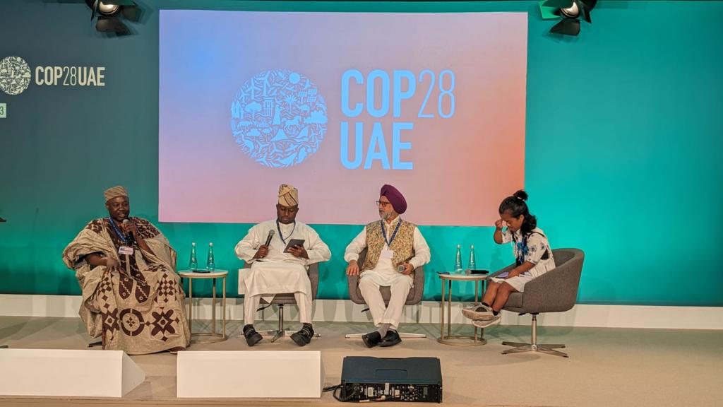 AgassiSamson's tweet photo. The @OfficialAPCNg
National youth leader @dayoisrael
#COP28
#COP28UAE
#DrSultanAlJaber
#Actionism
#ClimateAction https://t.co/rNuiTN4q8x