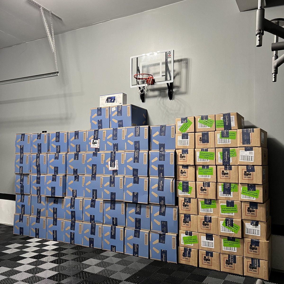 Hayha Bots tweet media