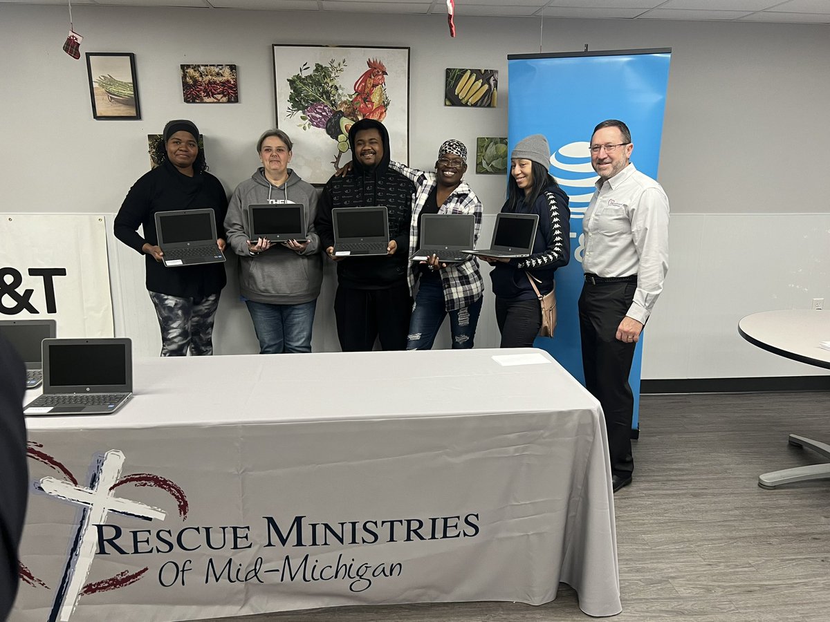 AT&amp;T and Human IT provided 100 laptops to the Rescue Ministries of Mid-Michigan today. The 100 free laptops will be given to qualified individuals and families that have completed the impact shelter program in Saginaw and Bay City. #attimpact #humanIT