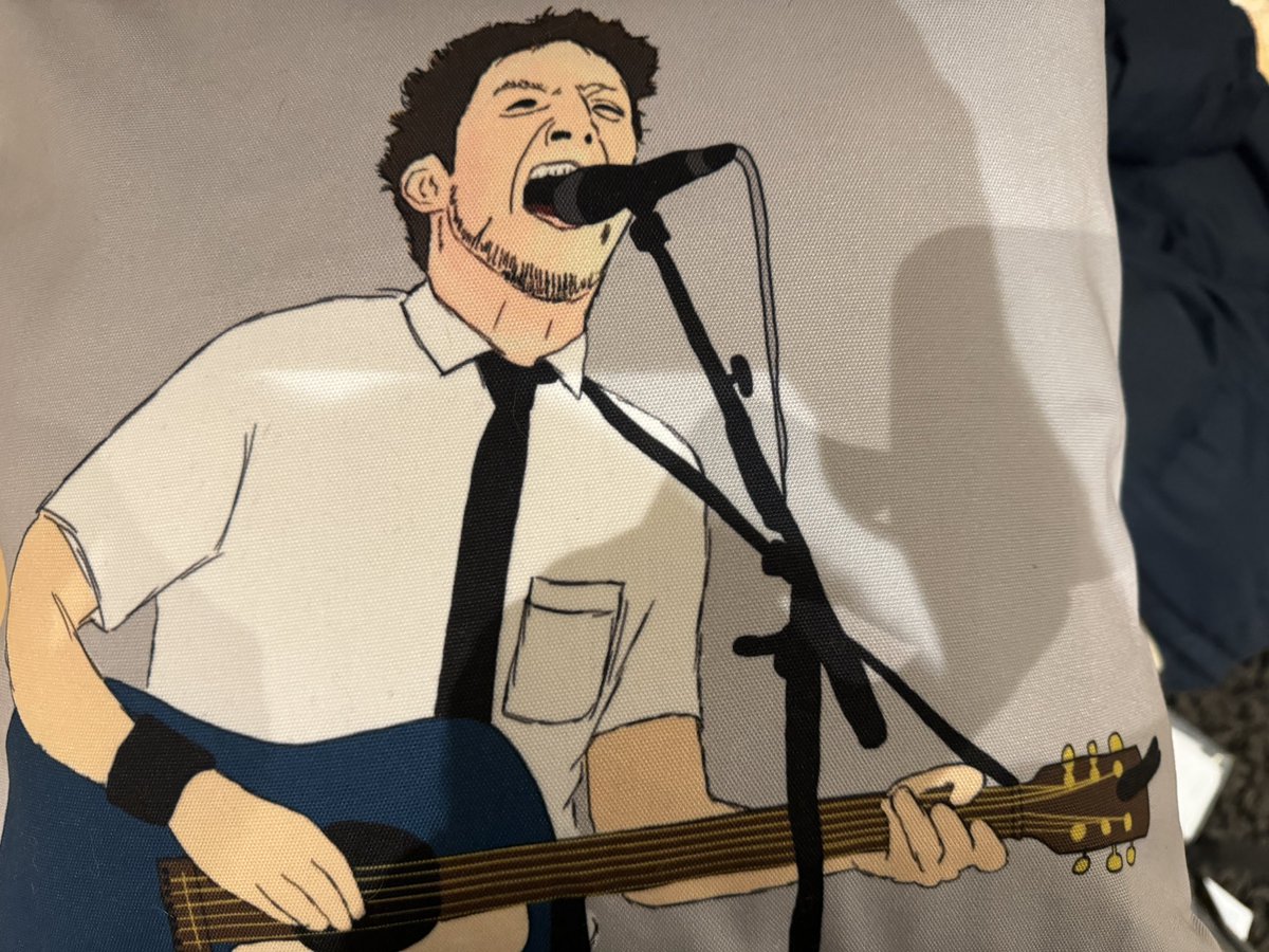 JF100efc's tweet photo. Secret Santa 🧑‍🎄 present arrived today. @frankturner  🎸 Looking forward to some UK gigs in 2024. https://t.co/b0vlY3uVQb