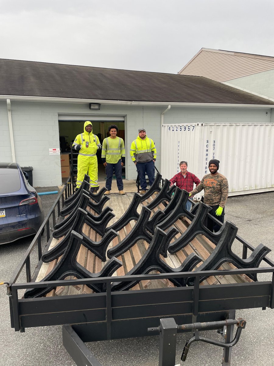 Chesapeake Utilities (@chpkgas) on Twitter photo Have a seat! Our recycled plastic pipes are now cozy park benches at the new <a href="/FoodBankofDE/">Food Bank of DE</a> facility in Milford, opening January 2024. #MakingLifeBetter #SustainableSolutions #ChesapeakeCares Have a seat! Our recycled plastic pipes are now cozy park benches at the new <a href="/FoodBankofDE/">Food Bank of DE</a> facility in Milford, opening January 2024. #MakingLifeBetter #SustainableSolutions #ChesapeakeCares
