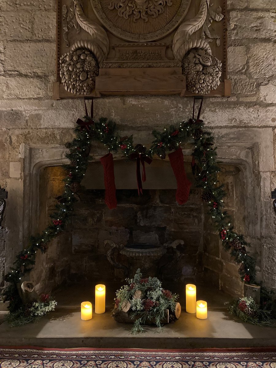 Step back in time & experience the essence of a 1930s #Christmas at Fountains Hall. Take a seat by the grand fireplace in the stone hall & marvel at the vintage style decorations. Challenge your friends to a board game, dress up 1930s style & enjoy the festive tunes of the era.