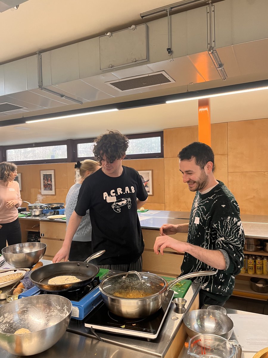 Seahorse Environmental (@seahorseenv) on Twitter photo 🎉On Friday the Seahorse team gathered to celebrate the festive season by testing out our cooking skills🧑🍳
We did a brilliant class with <a href="/migratefulUK/">Migrateful</a>, a charity supporting migrants, refugees and asylum seekers into employment. 🎉On Friday the Seahorse team gathered to celebrate the festive season by testing out our cooking skills🧑🍳
We did a brilliant class with <a href="/migratefulUK/">Migrateful</a>, a charity supporting migrants, refugees and asylum seekers into employment.