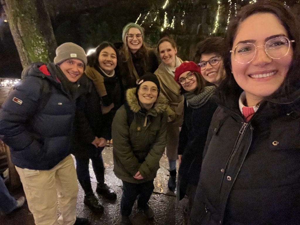 youngSCS1's tweet photo. ๐ Wrapped up the year with the youngSCS annual senate meeting in Bern!๐๏ธ
โจEnded the night soaking in the festive vibes at the Bern Christmas market๐๐
#YearEndCelebration #youngSCS #BernNights https://t.co/hDdWN6tgns