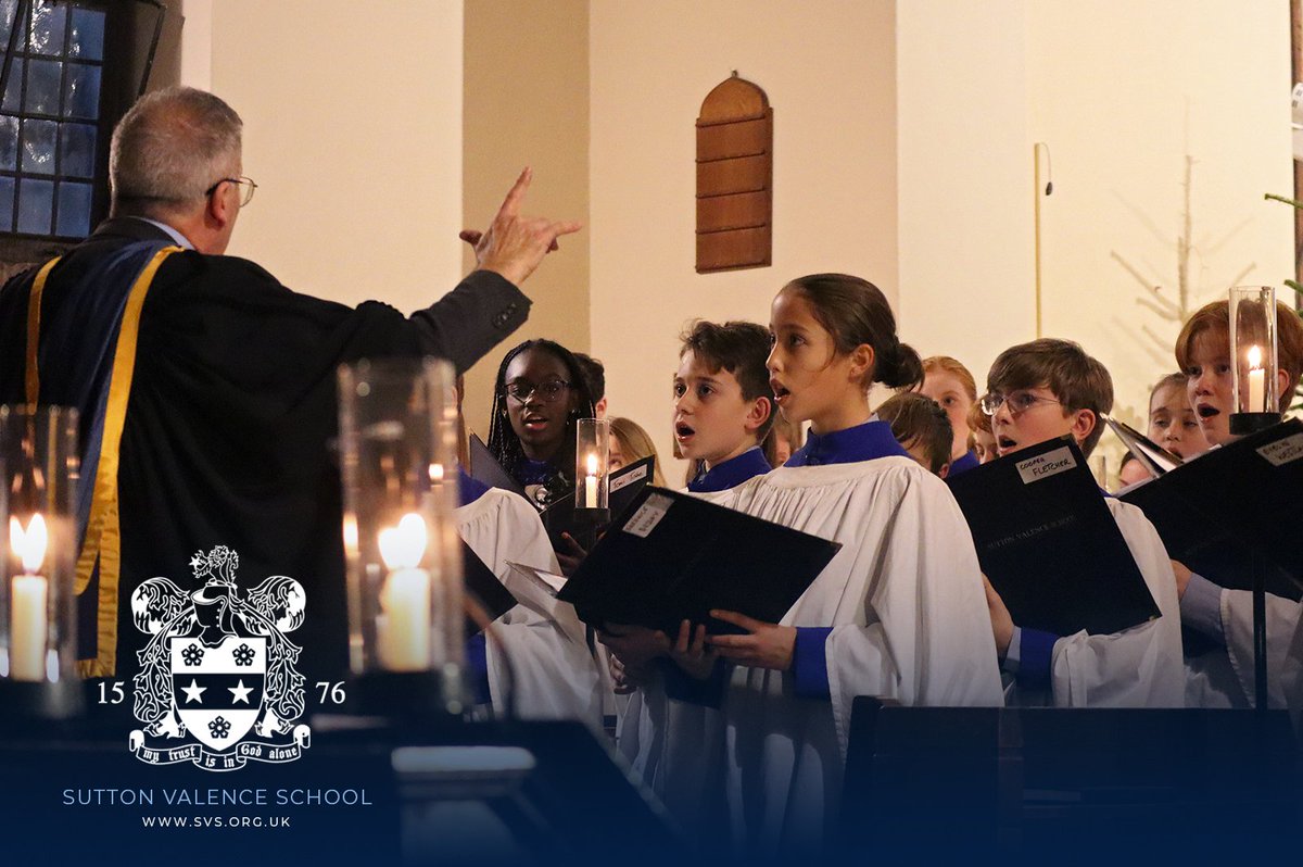 The season of singing got underway at SVS last night, with the first Christmas Carol Concert of the year. Filling St Peter's Chapel, the Chapel Choir and the <a href="/SVPS_News/">Sutton Valence Preparatory School</a> Chamber Choir performed movingly for hundreds of friends and family.🕯🎼