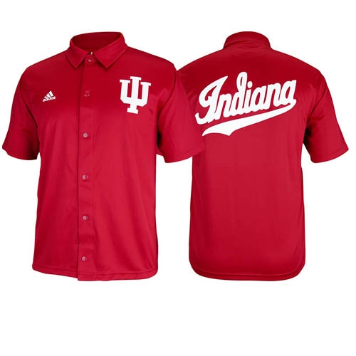 Rygi13's tweet photo. Why doesn't Adidas sell this anymore? Every game I go to multiple people ask where they can buy it.

This is also a reminder that they still don't sell an accurate replica basketball uniform.

Adidas &amp; IU never fail to leave money on the table and disappoint fans.

 #iubb https://t.co/xh8qwblWDA