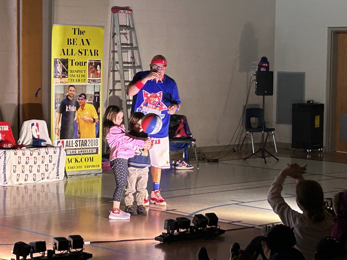 An “ALL-STAR” assembly with Q-Mack this morning reminding our Jaguars to always believe in yourself, do your best, and to never give up!
