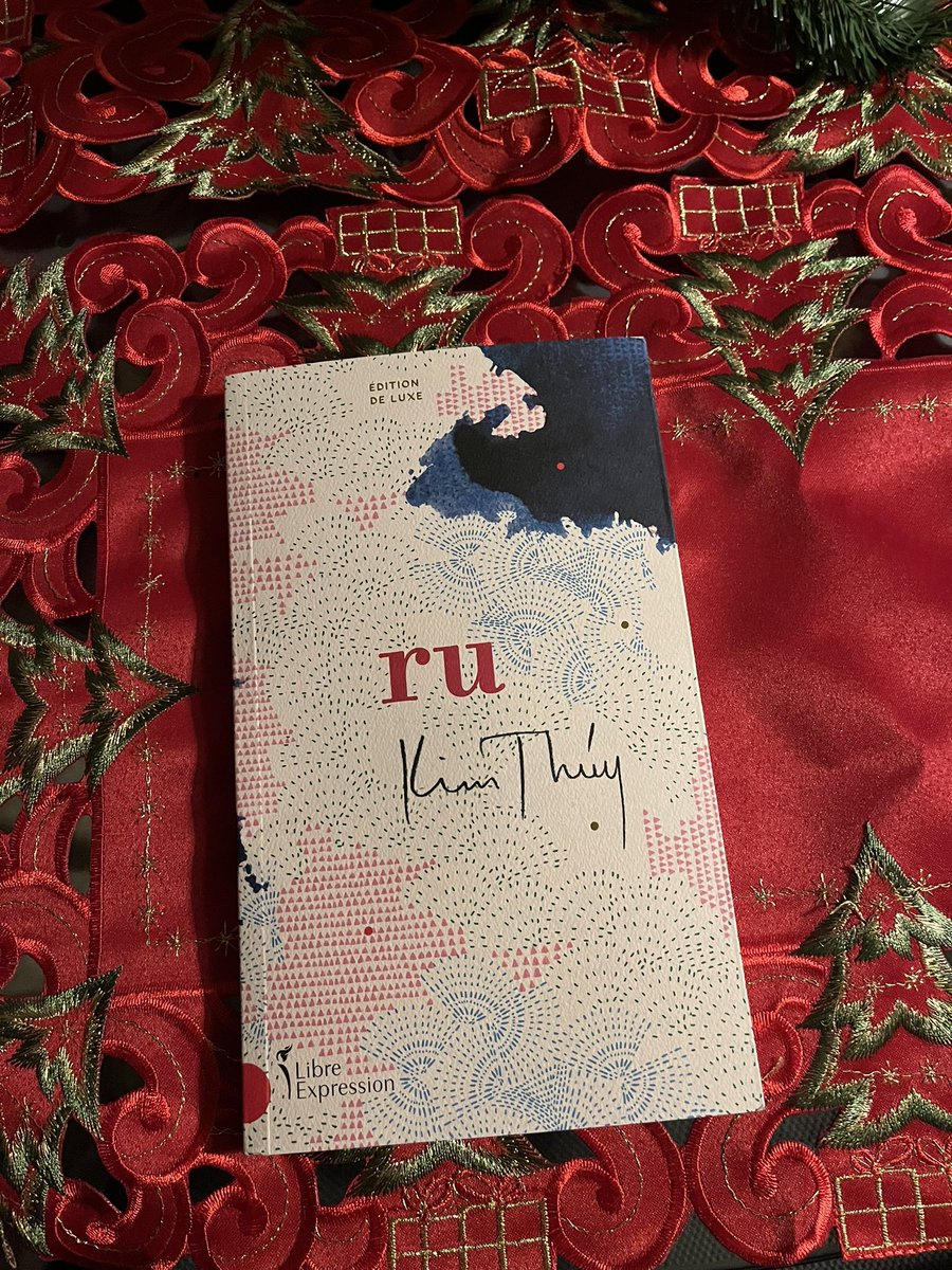 I received my copy of Kim Thúy’s Ru, Deluxe edition today, a signed gift from Kim, via @santorom43 absolutely gorgeous. How lucky we are to work on her oeuvres 💕 (background my Christmas paraphernalia is finally out) keep an eye out for the film!