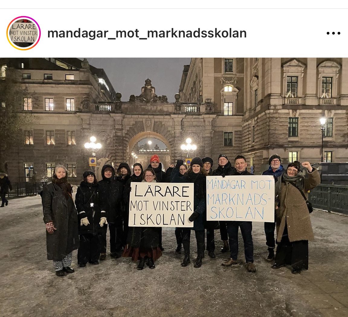 Lärare har fått nog av marknadsskolans konsekvenser för lärare och elever. Varje måndag samlas de utanför riksdagen för att protestera mot skolsystemet. 

Följ dem på Instagram. Bor du i Sthlm och om du också vill ha ett likvärdigt skolsystem. Gå dit!