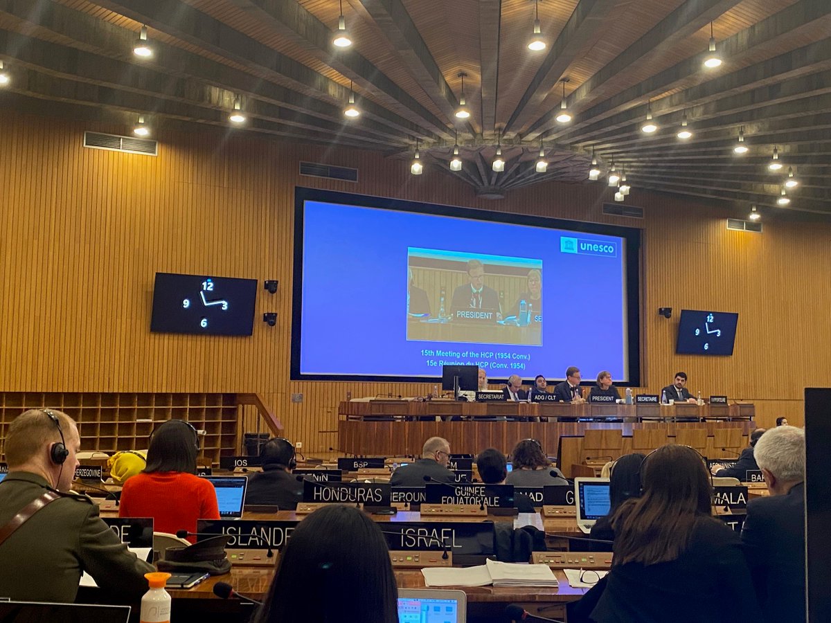 H.E. Permanent Delegate of 🇵🇱 to @UNESCO @MariuszLewicki_ was elected as the Chair of the #Meeting of the Parties to #Hague #1954Convention. This election reaffirms our 🇵🇱 commitment for the #dialogue, international cooperation and protection of cultural properties.