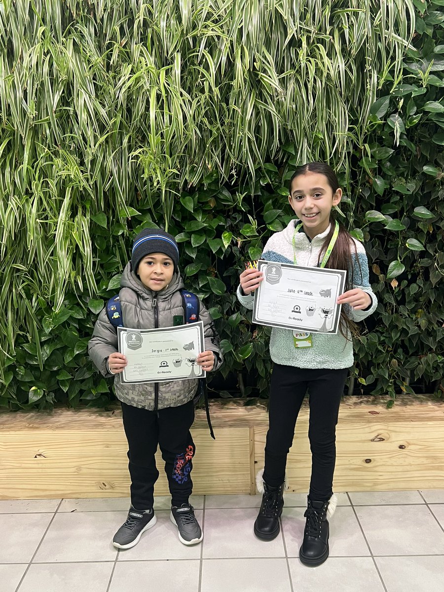 Congratulations to our first round of winners for our weekly i-Ready Incentive Contest at GLC!  <a href="/LBK5Math/">Lisa Pangborn</a> <a href="/ElementaryGlc/">GLC Elementary</a> #GLCMath #LBtogetherwecan #JuntospodemosLB
