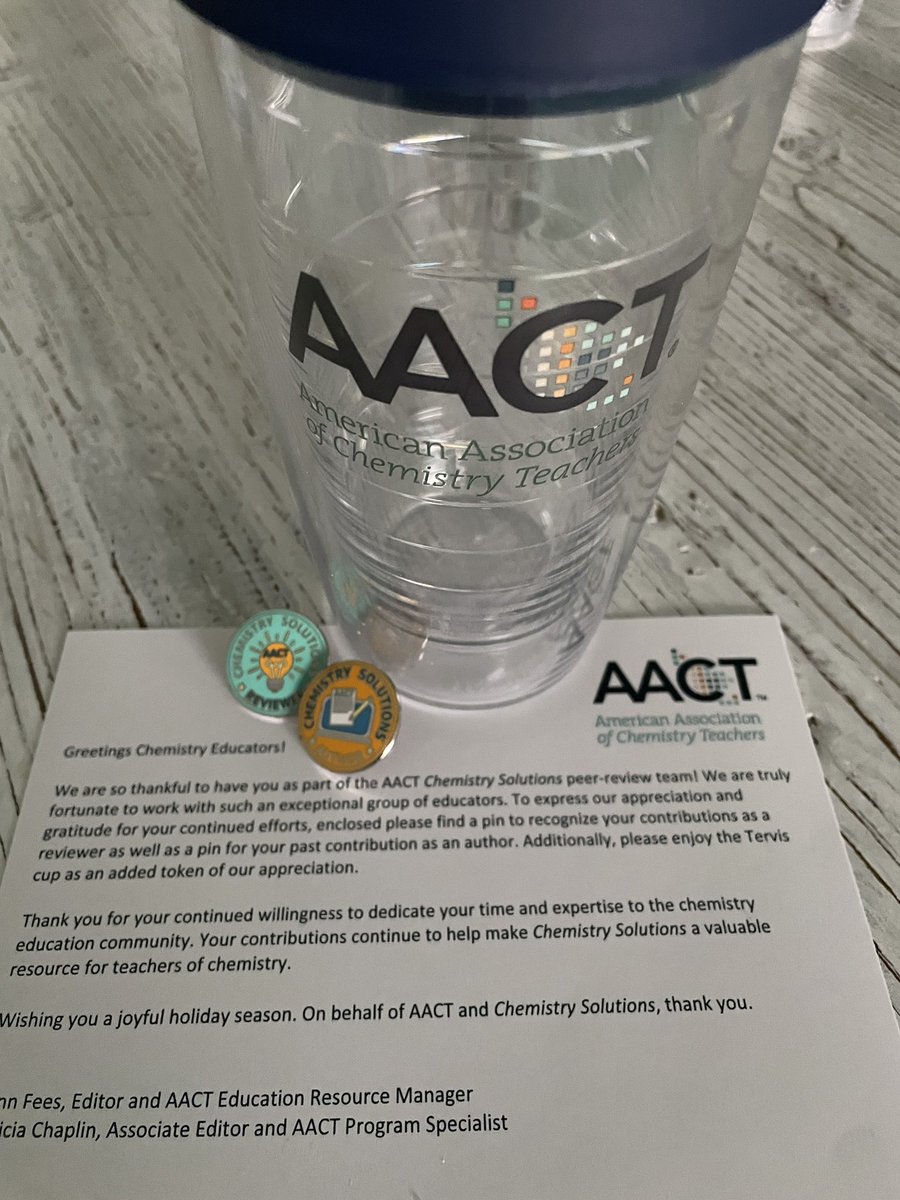 Oh how fun to come home to this nice gift. Someone at @AACTconnect knows pins are my thing! Thanks @ParsonsChem 🤩