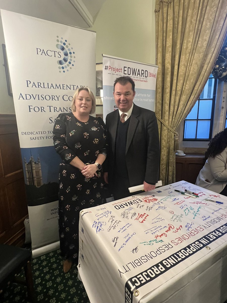 Great to see @team_greenhalgh @GuyOpperman and PCC colleagues all supporting #ProjectEDWARD today in Parliament. Most road deaths are not ‘accidents’ but the result of bad choices and behaviours. Very proud to support our excellent teams in Surrey @SurreyRS and @SurreyRoadCops