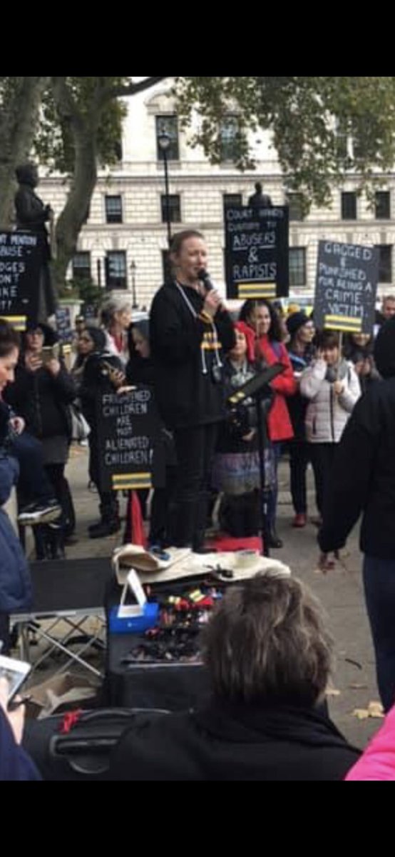 #thecourtsaid protest in parliament square 2019. What a great day. Family court is still as corrupt as ever! @ParamilyUK