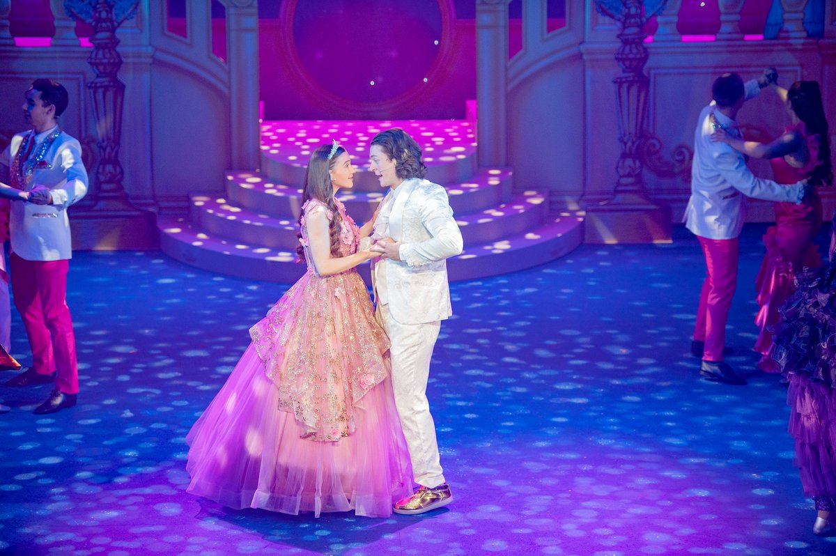 Buxton Opera House tweet media