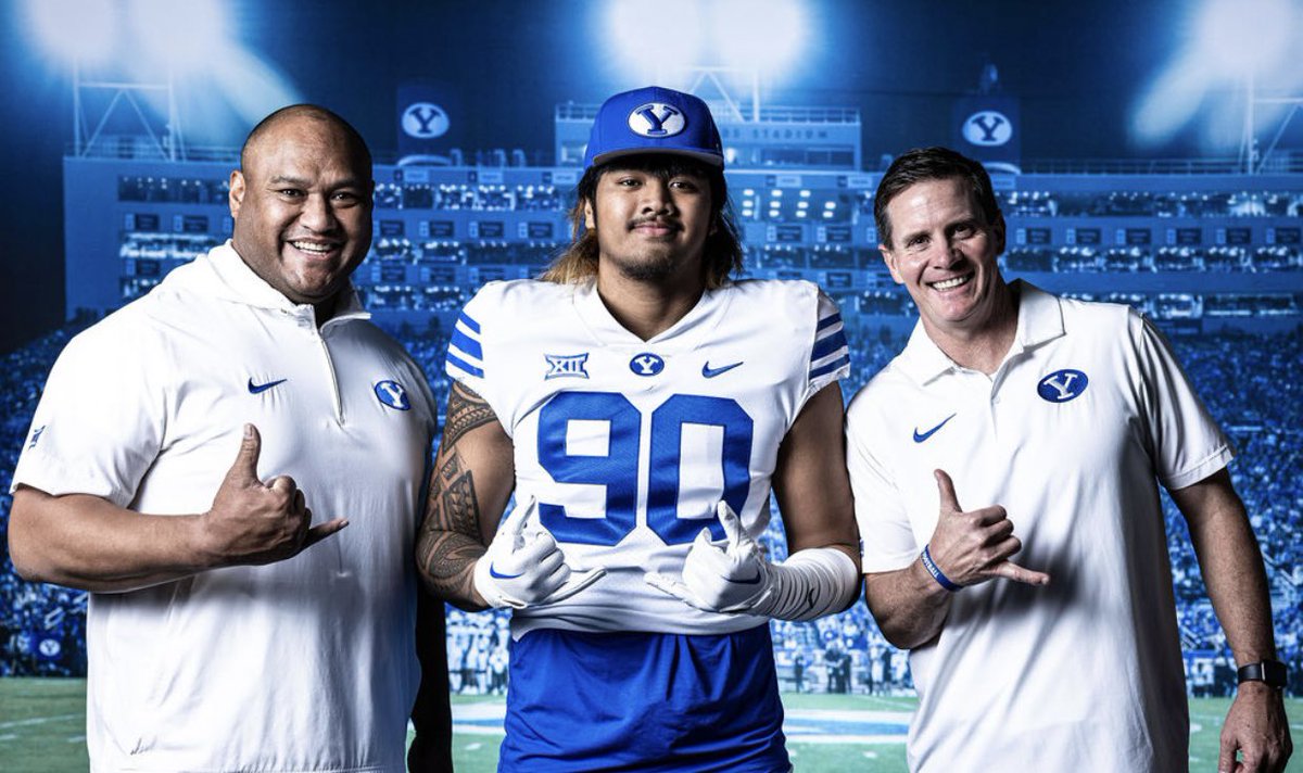 Mahalo to the @BYUfootball staff for the love and hospitality! My family and I had an amazing time in Provo! Thank you 🤙🏽🤟🏽 @kalanifsitake @Pouha91 @CoachJayHill @JackDamuni @Chevas_Gregory @RBcoachChev