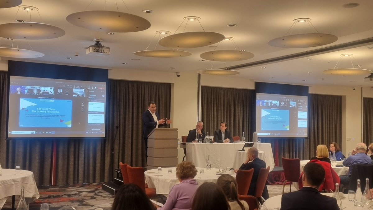 Today Cork ETB held the first in a series of seminars and workshops that are intended to support the evolution of Cork College of FET. Today's seminar was The Future of Work: Opportunities and Challenges for the FET System.@Colman_OFlynn @MartinDShanahan #futurework #opportunity
