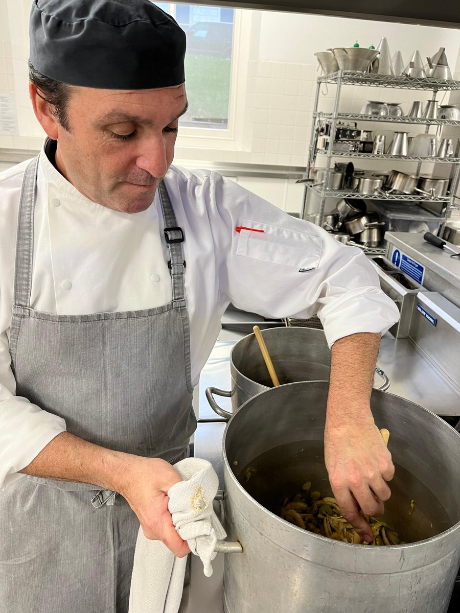 Come to the Royal Square tomorrow & try our Lightly Spiced Jersey Root Vegetable Soup. Well done to students Spear Dena, Andre Carcel, Skye Romeril & Mickael Pestana, for volunteering their time (with Chef Lecturer Dom Farrell) to support Shelter Trust #beHCinspired #excellence