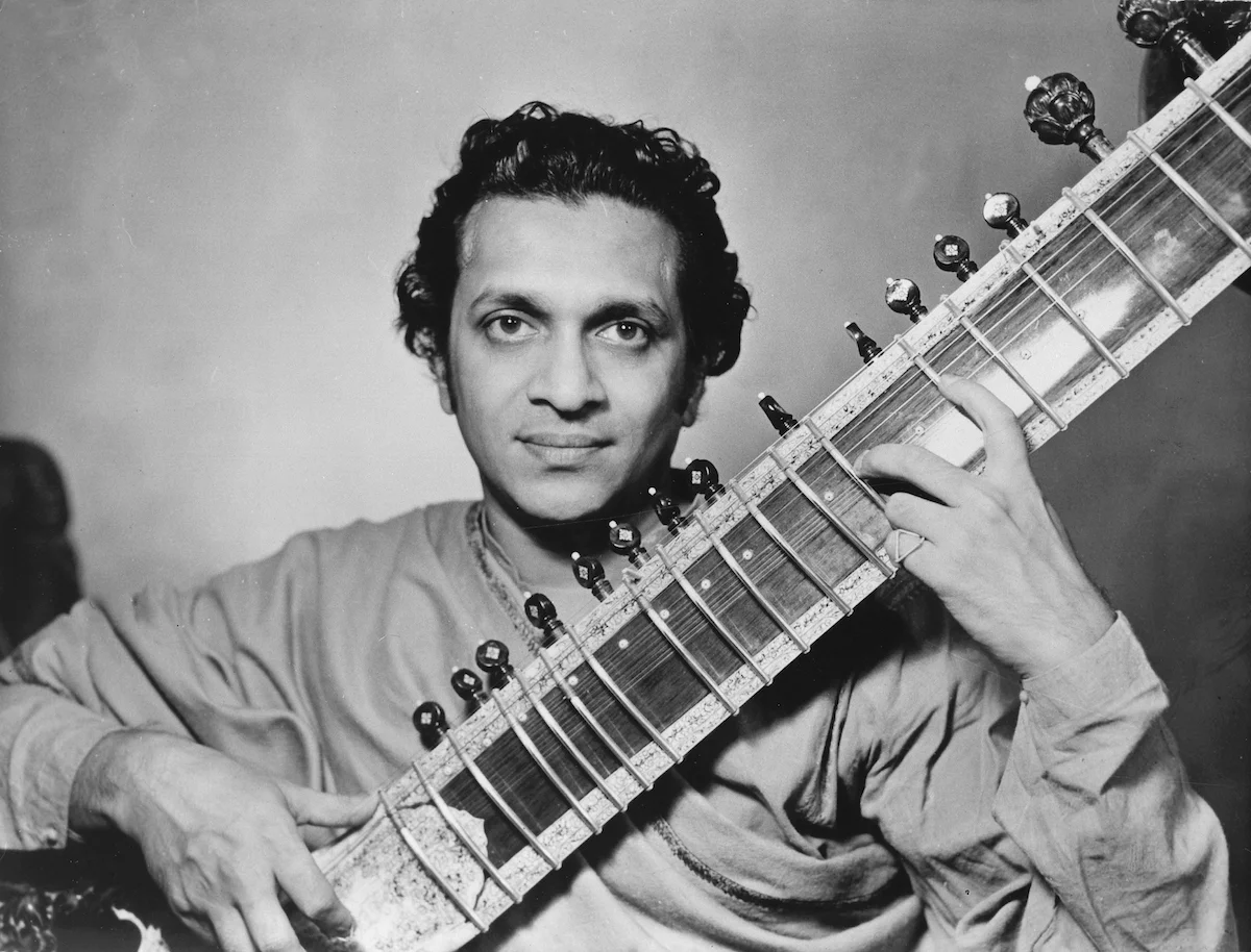 Thinking of the one and only @ragaravishankar today, on the anniversary of his passing. 'Ravi Shankar was tuned to his own very special channel. In his hands, the Sitar was a magic wand. A gentle man with a gleam in his eye, he changed the world.' ~ Mickey 📷: Ullstein Bild