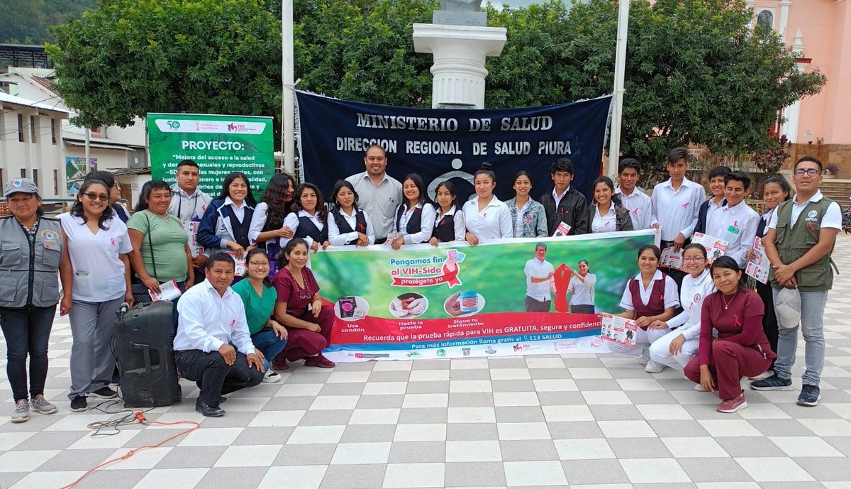 CIPCAPIURAPERU's tweet image. 𝐏𝐫𝐞𝐯𝐢𝐞𝐧𝐞 𝐞𝐥 𝐕𝐈𝐇-𝐒𝐈𝐃𝐀 ¡𝐏𝐫𝐨𝐭𝐞́𝐠𝐞𝐭𝐞 𝐲𝐚❗ 
✅La población de Canchaque participaron de una feria informativa para conocer más sobre el VIH-SIDA. El personal de obstetricia promocionó una sexualidad responsable y plena.  
Lee más: shorturl.at/yGIM3