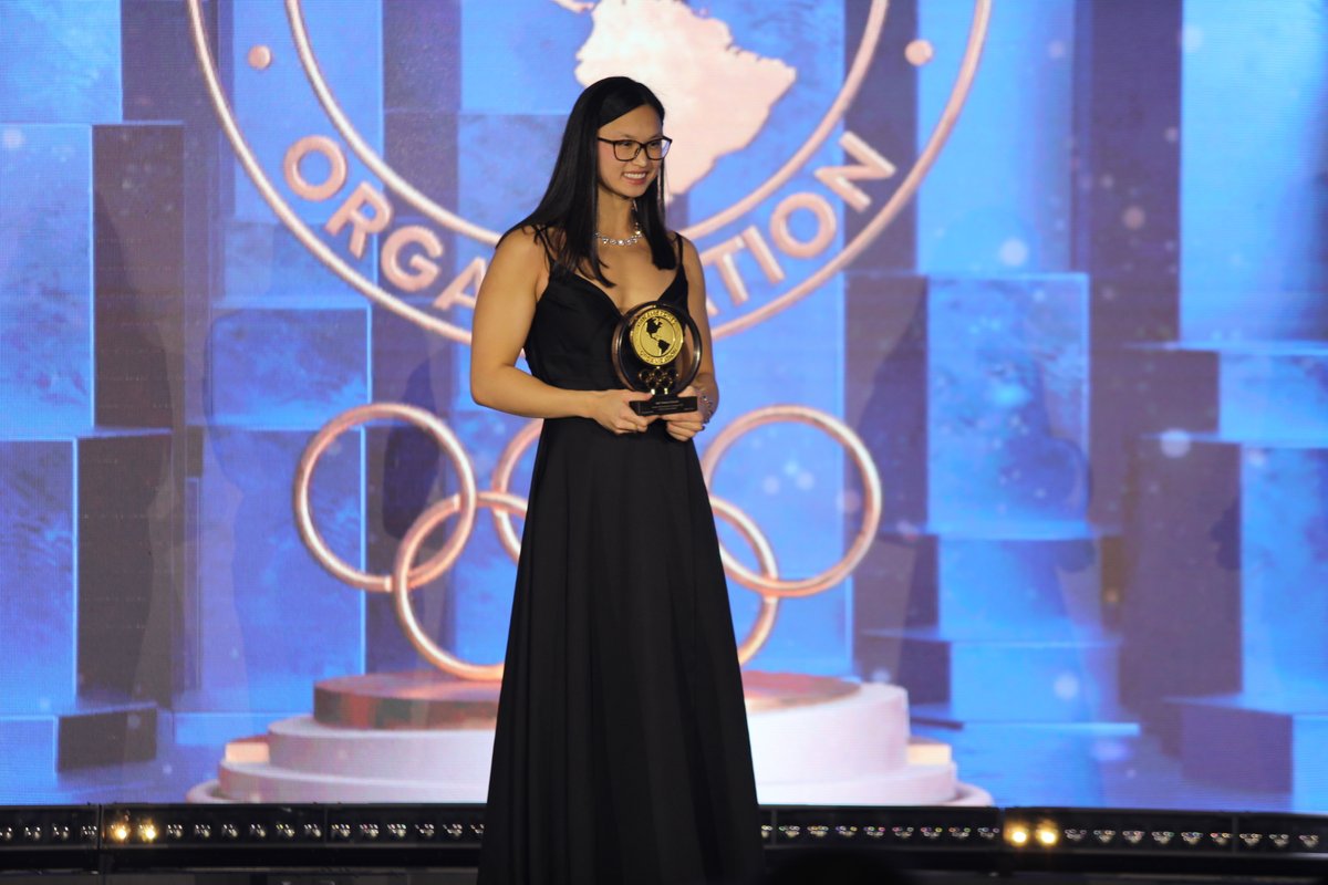 ⭐️ Congratulations to Maggie Mac Neil on her extraordinary achievement! Setting a historic record at the Pan Am Games with five gold medals🥇, she now claims the title of 'Best Female Athlete' at the Panam Sports Awards. Canada is so proud! 😍 📸 Panam Sports