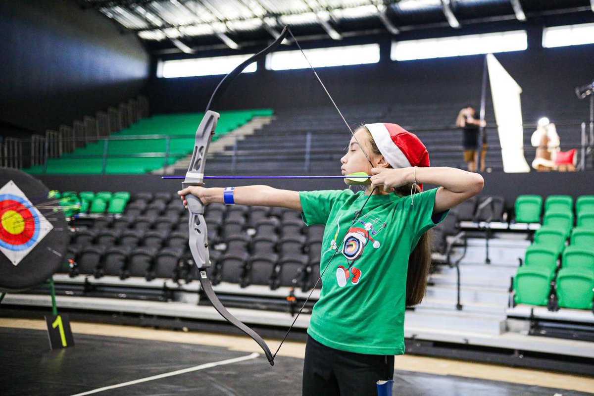 recreaydeportes's tweet image. ¡Celebremos la Navidad con alegría y deporte! 🎄🏀🏓 Los Centros de Formación Deportiva en #Isabela se unen a la fiesta navideña con un festival que incluye diversas disciplinas deportivas.