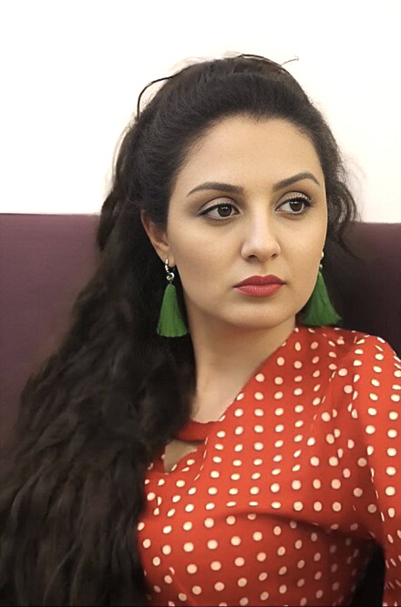 Bijan63's tweet image. #Iran: In het memorandum van vrijheidsstrijder #AydaRostami.

Vandaag een jaar geleden verdween dokter Rostami. Haar levenloze lichaam werd drie dagen later gevonden en vertoonde tekenen van ernstige marteling. Het Iraanse criminele regime vermoordde Ayda onder marteling omdat ze…