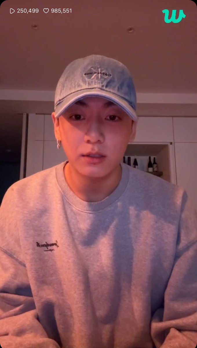 Jungkook_SNS's tweet photo. [🌐] Jungkook is currently trending with over +1 Million tweets!

#SeeYouSoonJungkook
#AlwaysWithJungkook 
#정국이기다리는매일이행복이야
WE WILL WAIT FOR JUNGKOOK https://t.co/ncnSbAyepm