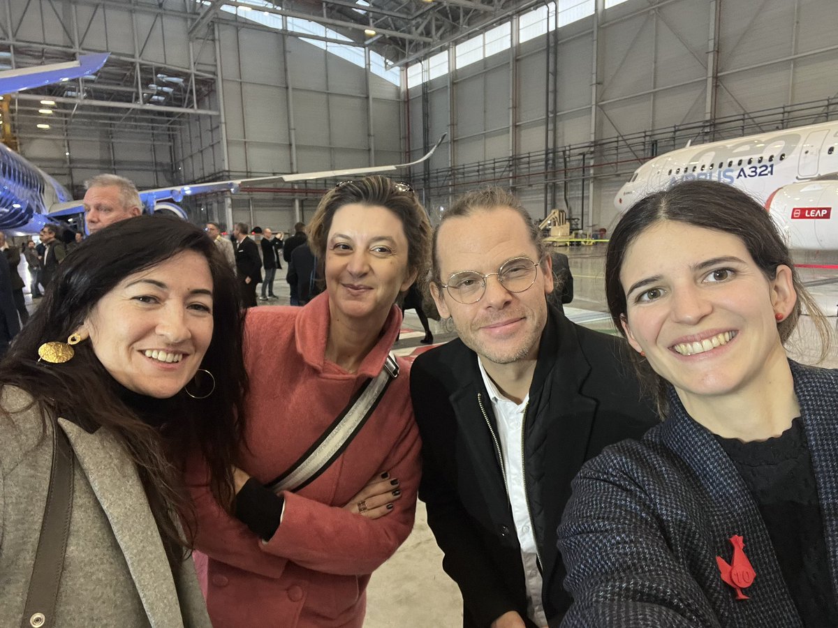 @LaFrenchTech à Toulouse ajdh avec le président @EmmanuelMacron pour les 2 ans de #France2030 ! Avec #FrenchTech2030 nous sommes pleinement mobilisés pour accompagner les startups d’innovation de rupture comme @LoftOrbital, @naiotech ou @beyondaero !