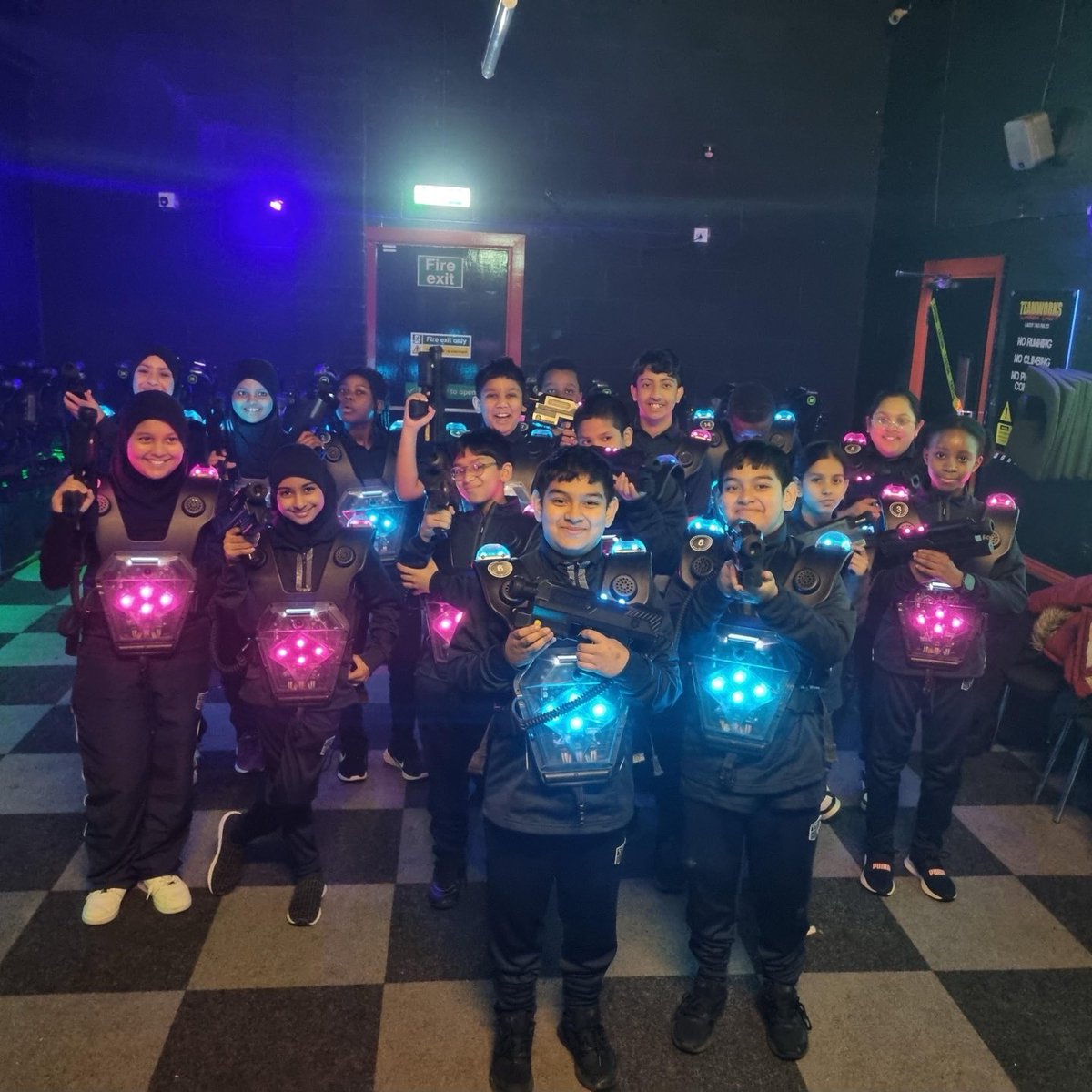 What do you get ⁦@Holte_School⁩ if you have made an amazing start to your time at secondary school ? A trip to laser quest !! Hope you all had a great time !